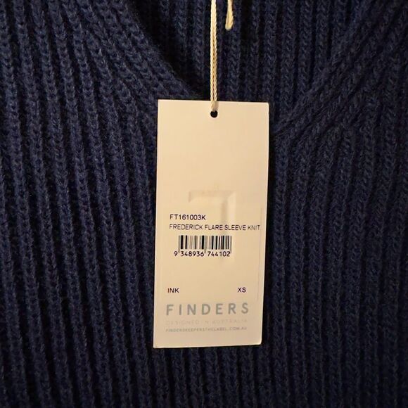 Finders Keepers Frederick Flare Sleeve Knit Ink Oversized V Neck Sweater Navy XS - Picture 7 of 7